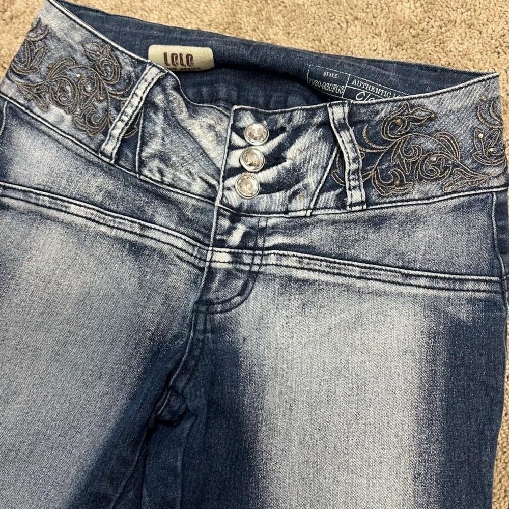Y2K Low Rise Embellished Faded Denim Skinny Leg Capris Rhinestones Womens 3/4 - Picture 3 of 8